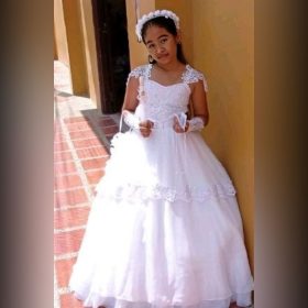 Vestidos Primeras comuniones Niñas 1 - Dgala Colombia