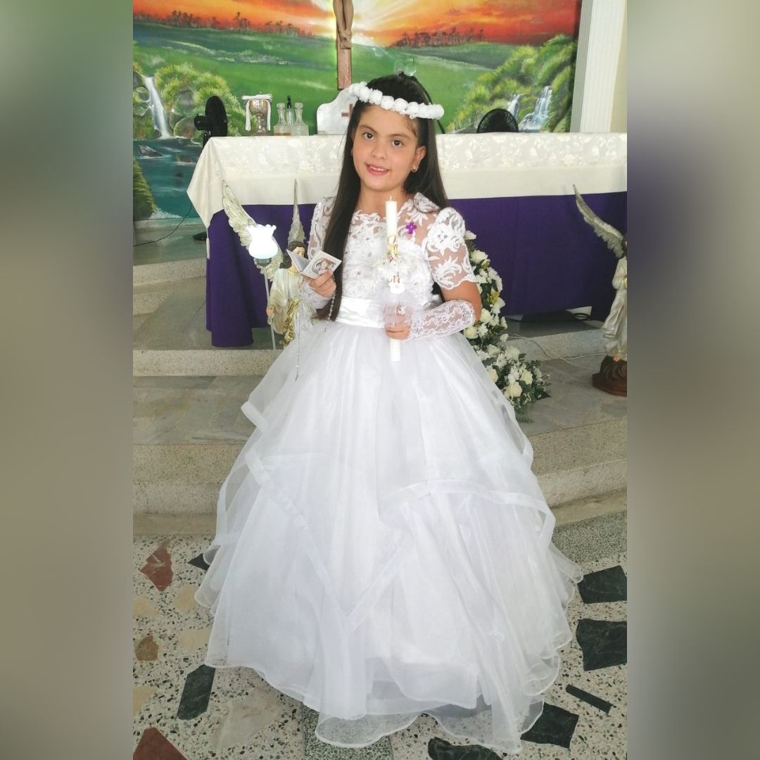 Vestidos Primeras comuniones Niñas 3 - Dgala Colombia